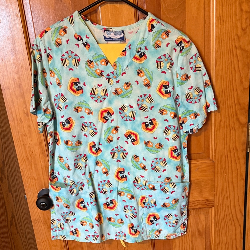 Scrub Set with Bumblebee and Goldfish Print
